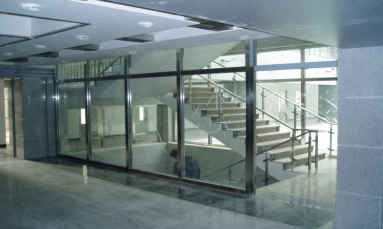 Fire safety 4.0 borosilicate glass sheets prevents fire smoke hot gas spread stairways staircases